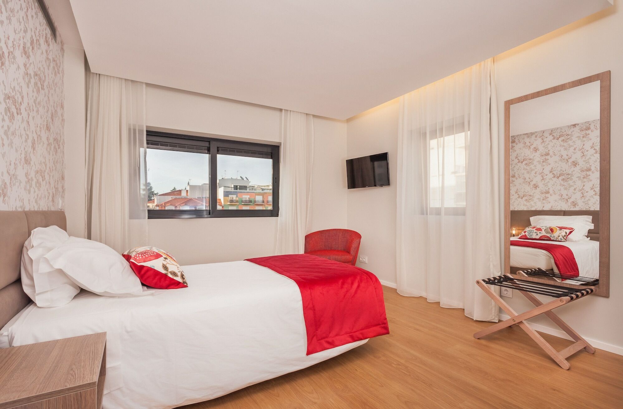Essence Inn Marianos Hotel Fatima Bagian luar foto